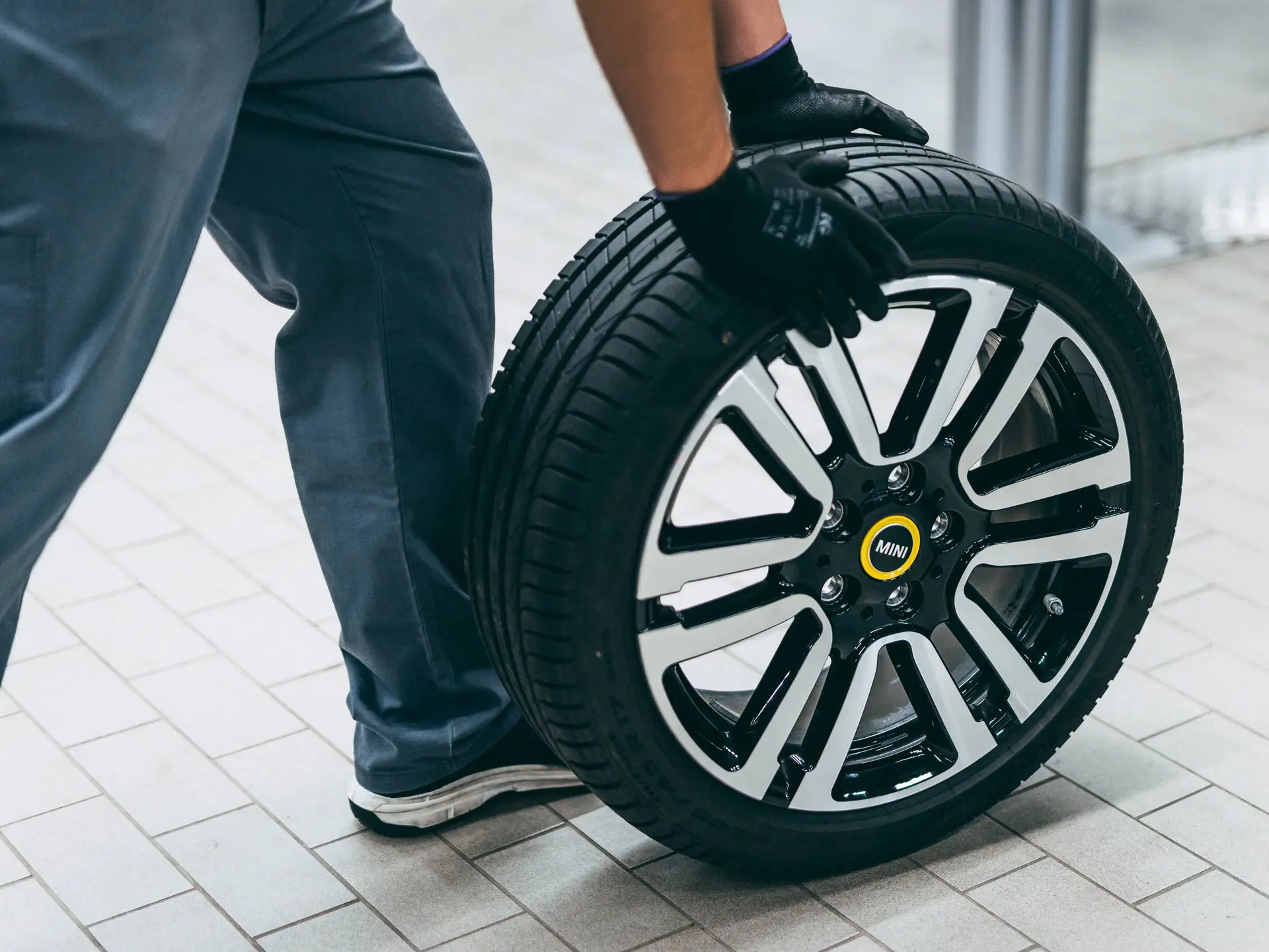 Колеса MINI — страховка mini tyre insurance — страховое покрытие шин